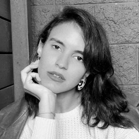 Meet the Posher Other - Meet your Posher, Dana